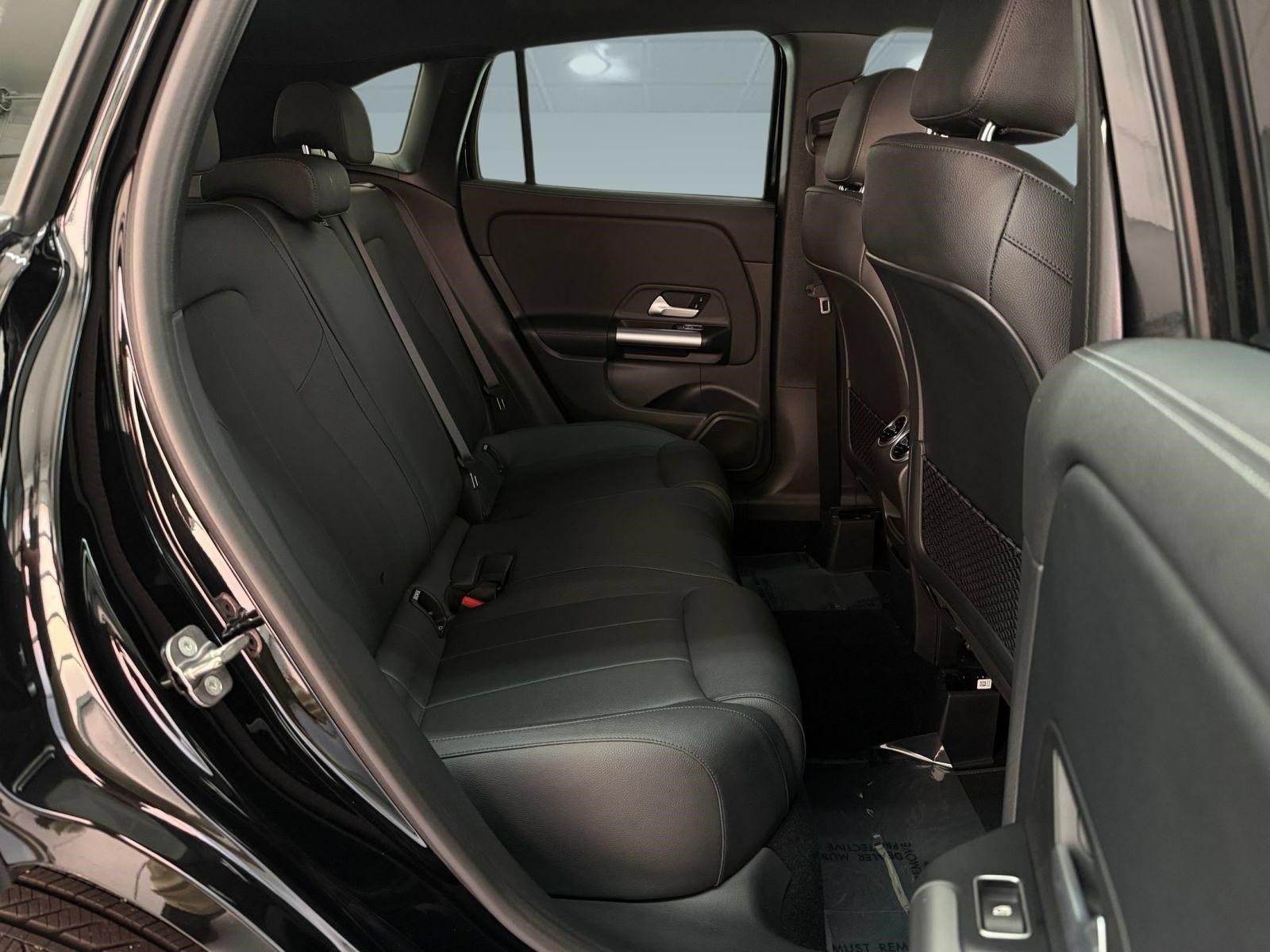 Used 2025 Mercedes-Benz GLA 250 image 28