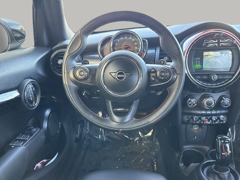 Used 2020 MINI Cooper S image 13