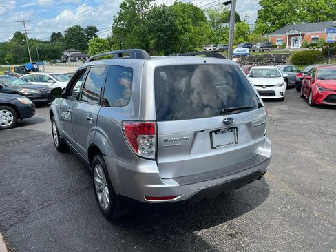 Used 2012 Subaru Forester 2.5X Limited AWD/4WD image 9