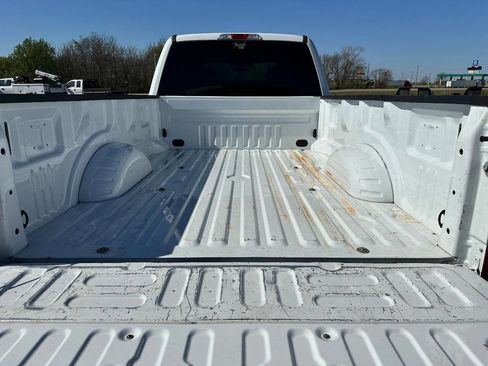 Used 2019 Ford F250 XLT w/ XLT Value Package image 9