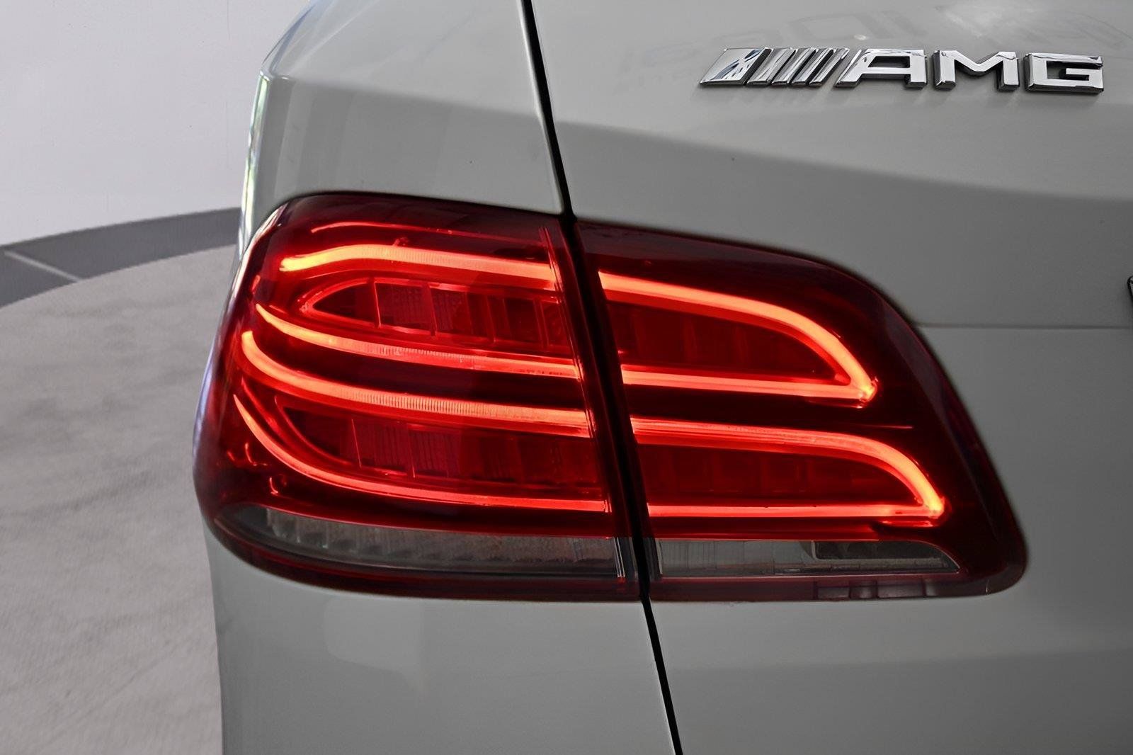 Used 2018 Mercedes-Benz GLE 43 AMG 4MATIC image 34