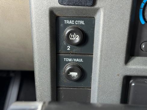 Used 2003 HUMMER H2 w/ Preferred Equipment Group AWD/4WD image 42