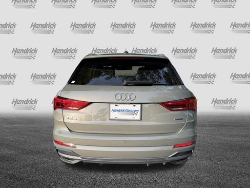 Used 2023 Audi Q3 2.0T Premium w/ Convenience Package AWD/4WD image 8