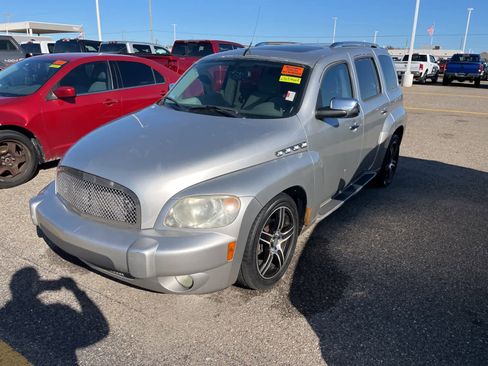 Used 2006 Chevrolet HHR LT w/ Preferred Equipment Group image 2