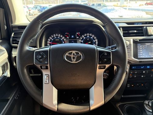 Certified 2019 Toyota 4Runner Limited image 24