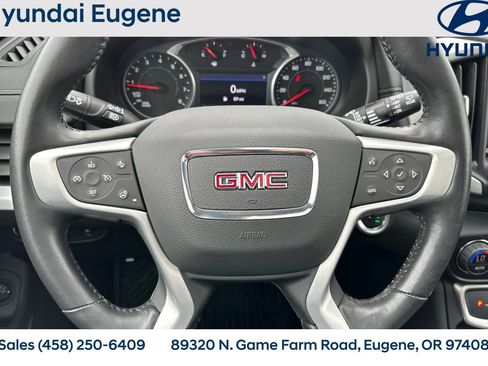 Used 2022 GMC Terrain SLT image 31
