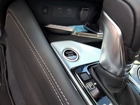 New 2025 Nissan Altima 2.5 SL FWD image 38
