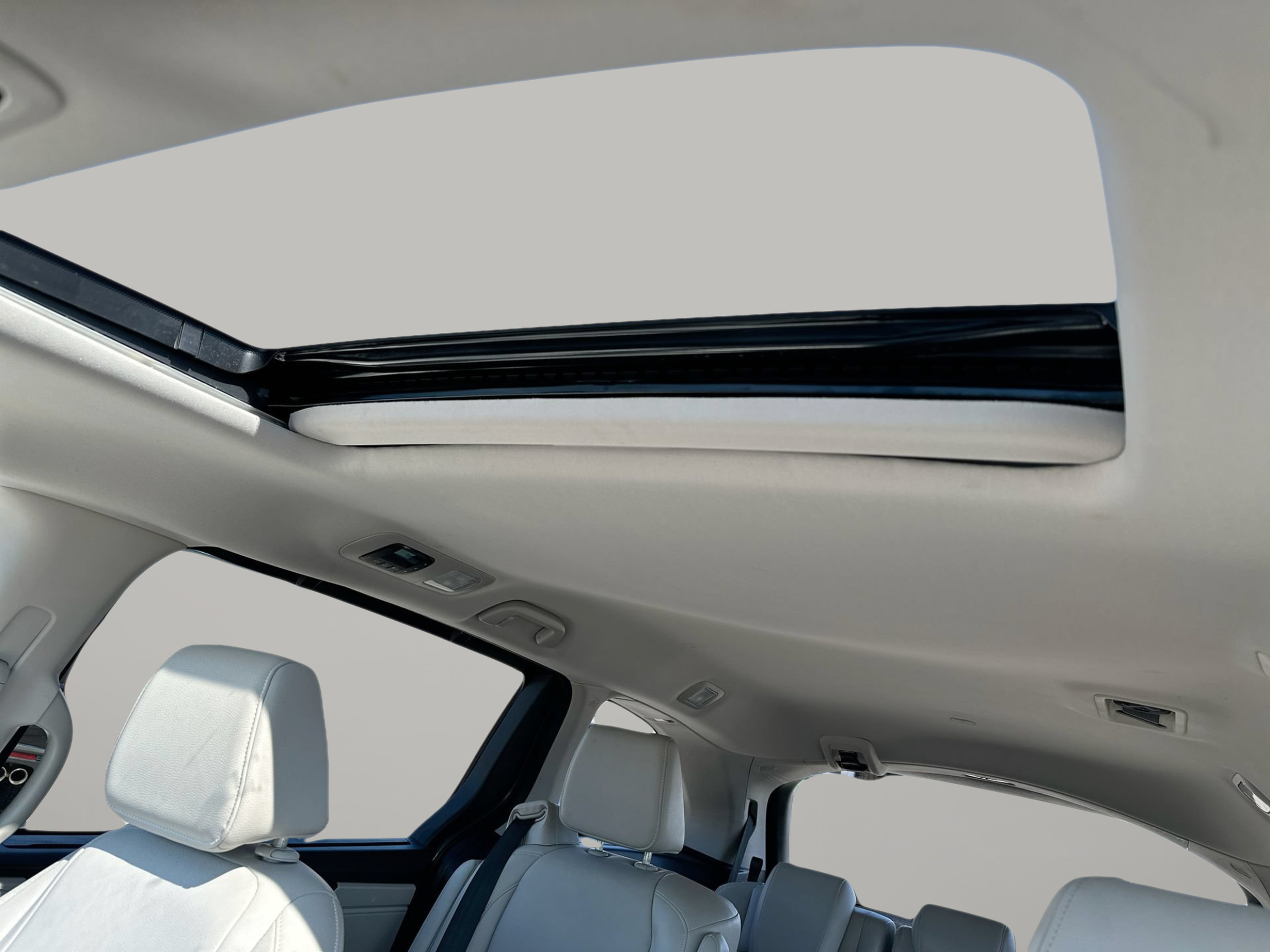 Used 2025 Honda Odyssey EX-L image 16