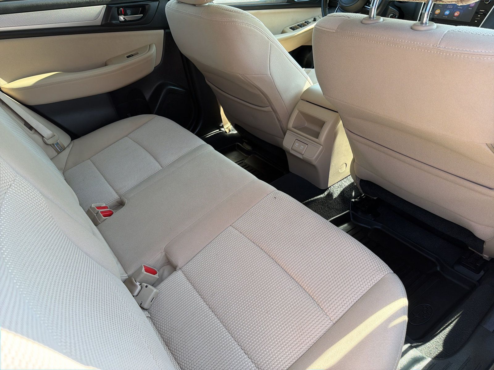 Used 2019 Subaru Outback 2.5i Premium w/ Popular Package #2 AWD/4WD image 28
