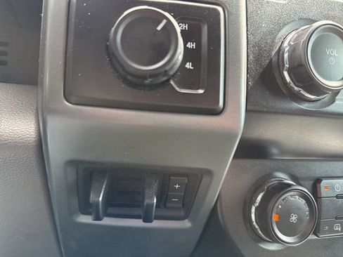 Used 2020 Ford F250 XLT AWD/4WD image 30