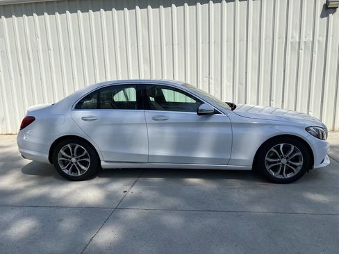 Used 2017 Mercedes-Benz C 300 Sedan image 2