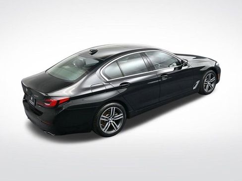 New 2022 BMW 530i xDrive w/ Premium Package image 23