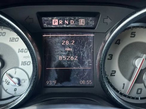 Used 2013 Mercedes-Benz SLK 250 image 13