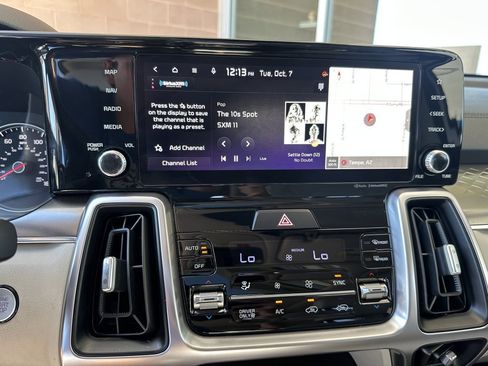 Used 2023 Kia Sorento EX w/ Panoramic Sunroof Package image 22