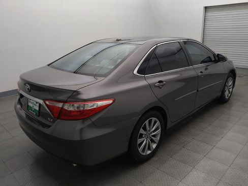 Used 2017 Toyota Camry XLE FWD image 9