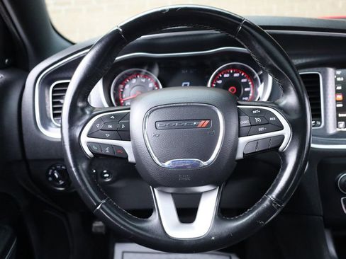 Used 2016 Dodge Charger SXT w/ Navigation & Travel Group image 29