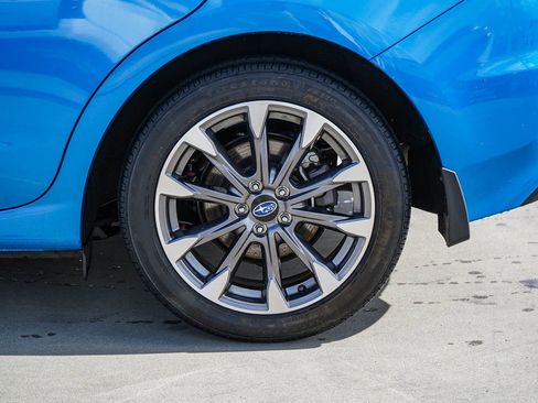 Used 2020 Subaru Impreza 2.0i Limited image 6