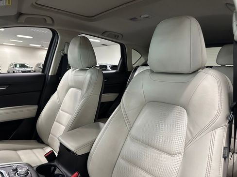 Used 2022 MAZDA CX-5 AWD 2.5 S w/ Premium Package image 16