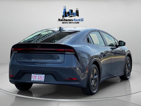 Used 2024 Toyota Prius LE image 4