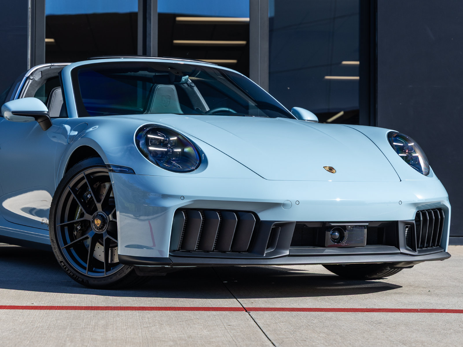 Certified 2026 Porsche 911 Targa 4 GTS AWD/4WD image 9