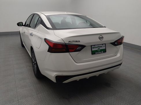 Used 2025 Nissan Altima 2.5 SV FWD image 6
