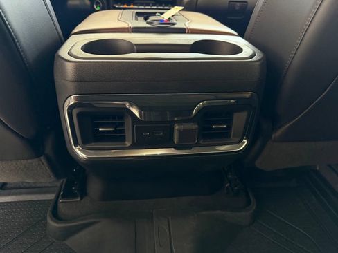Used 2022 Chevrolet Silverado 2500 High Country w/ Z71 Off-Road Package AWD/4WD image 22