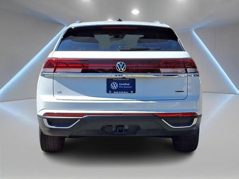 Certified 2025 Volkswagen Atlas Cross Sport SE w/ Panoramic Sunroof Package AWD/4WD image 6
