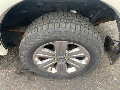 Used 2020 Ford F150 Lariat AWD/4WD image 5