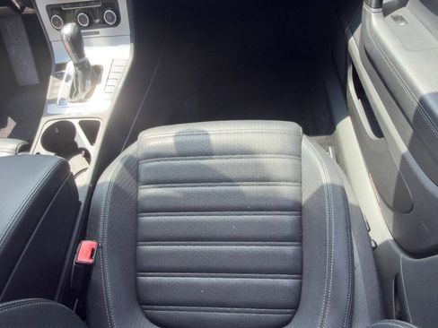 Used 2012 Volkswagen CC Sport FWD image 40