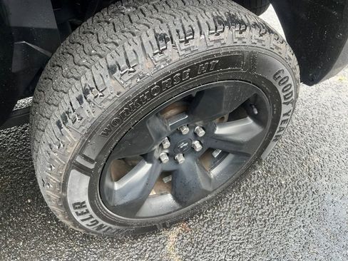 Used 2019 RAM 1500 Big Horn RWD image 4