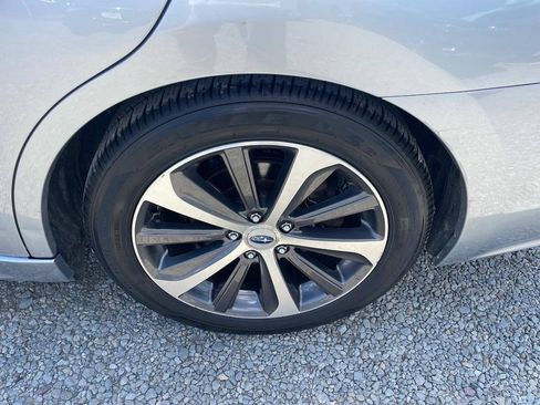 Used 2017 Subaru Legacy 2.5i Limited AWD/4WD image 28