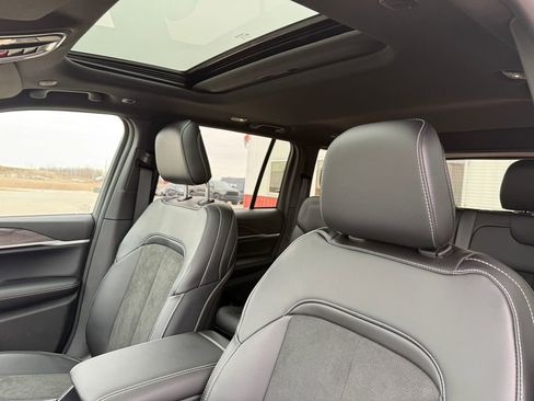 New 2026 Jeep Grand Cherokee Laredo image 22