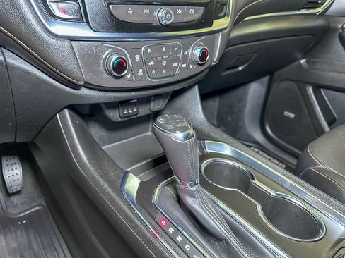 Used 2019 Chevrolet Traverse LT w/ LT Premium Package image 46