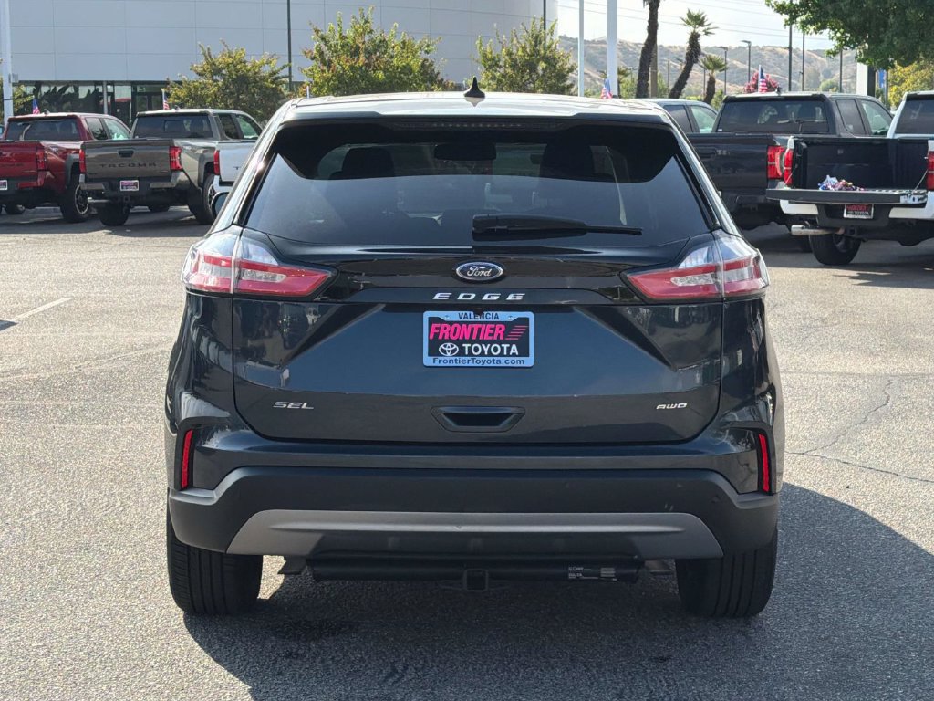 Used 2022 Ford Edge SEL w/ Convenience Package AWD/4WD image 4