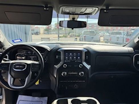 Used 2023 GMC Sierra 2500 SLE AWD/4WD image 20
