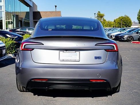 Used 2025 Tesla Model 3 Performance AWD/4WD image 10