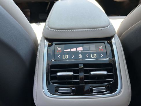 New 2026 Volvo XC90 B5 Plus image 16