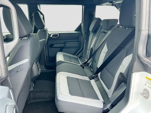 New 2025 Ford Bronco 4-Door AWD/4WD image 28