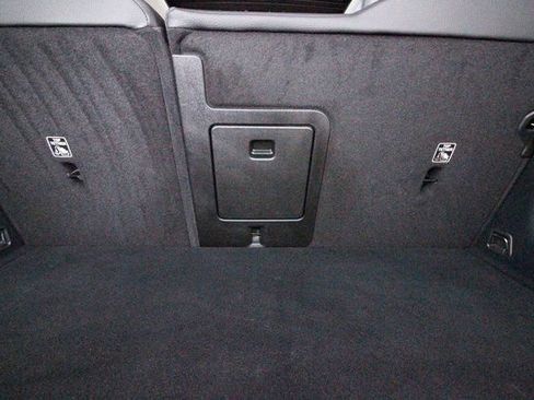 Certified 2025 Volvo XC60 B5 Plus image 30