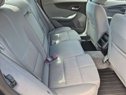 Used 2014 Chevrolet Impala LS w/ LS Convenience Package FWD image 19