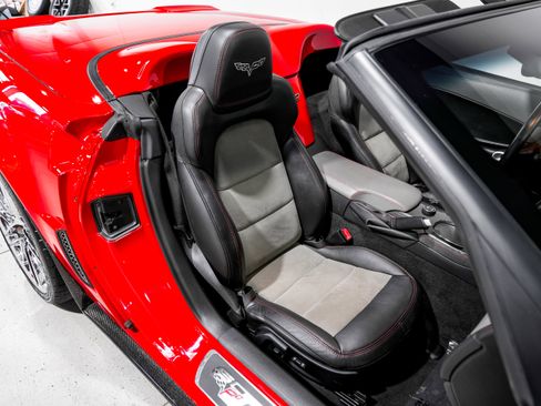Used 2013 Chevrolet Corvette 427 w/ 1SC Preferred Equipment Group image 24