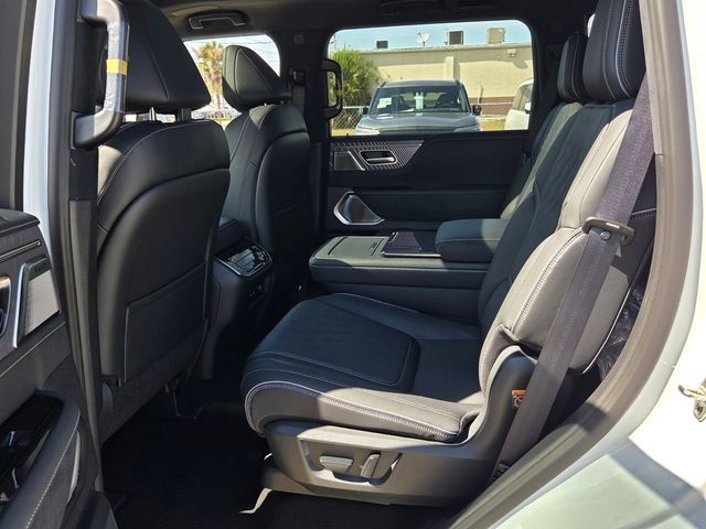 New 2026 INFINITI QX80 Autograph AWD/4WD image 13