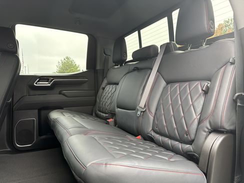 Used 2023 GMC Sierra 1500 Elevation w/ Preferred Package AWD/4WD image 60