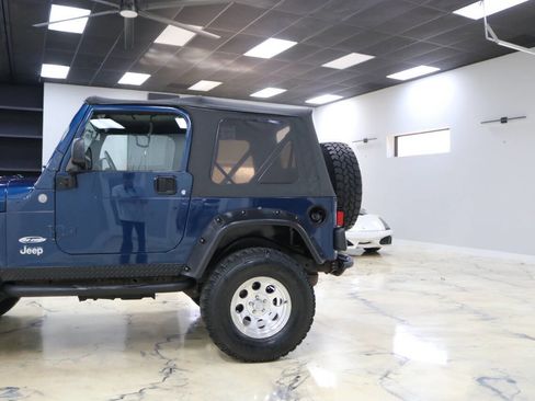Used 2004 Jeep Wrangler Rubicon image 47