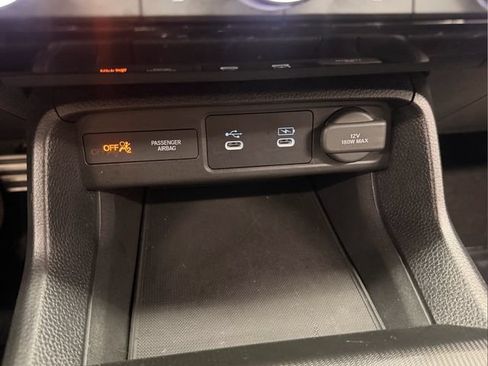 Certified 2025 Honda Civic Sport image 23