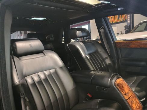 Used 2009 Rolls-Royce Phantom Sedan RWD image 42