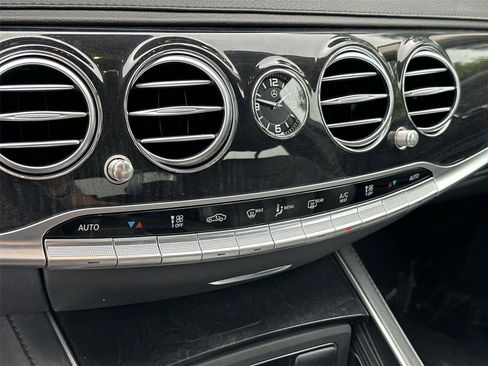Used 2020 Mercedes-Benz S 560 Sedan image 36