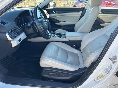 Used 2019 Honda Accord EX-L image 12