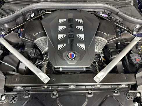 Used 2024 BMW ALPINA XB7 AWD/4WD image 39