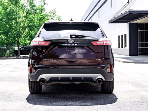 Used 2024 Ford Edge Titanium image 6